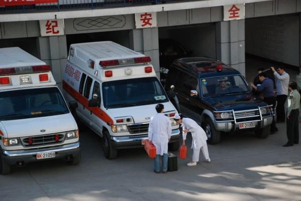 阿勒泰救护车转院